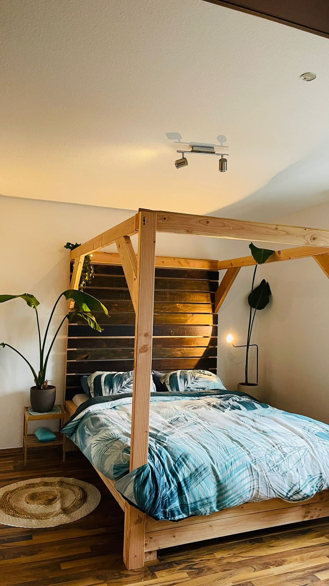 Vrij maatwerk in Douglas hout